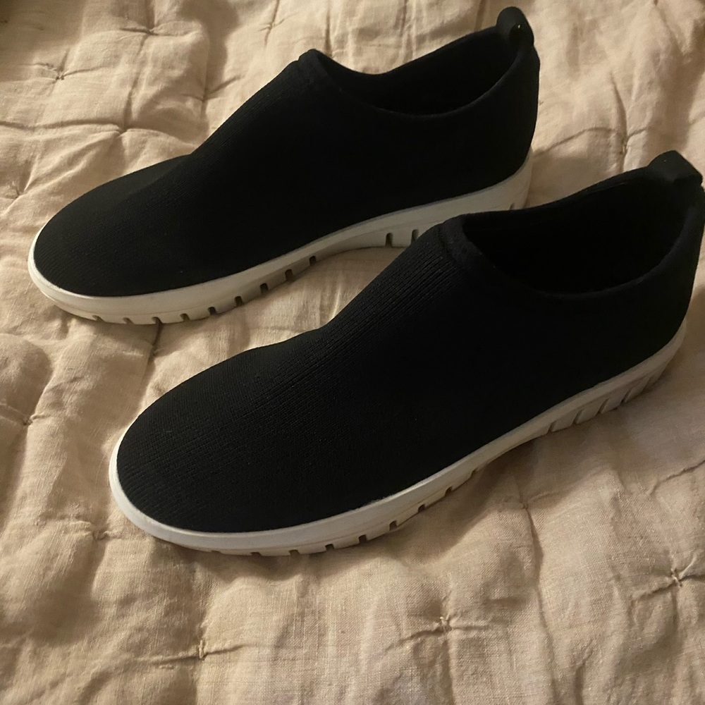 Bondo waterproof slip on woman’s shoe